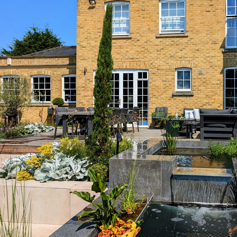 Dining Area & Koi Pond