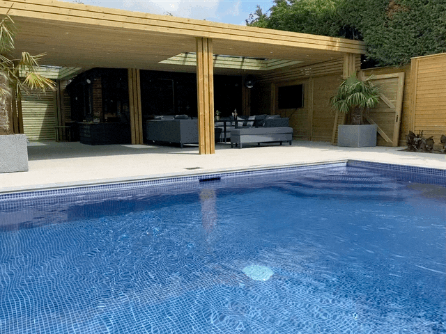 Roofed gazebo and pool patio