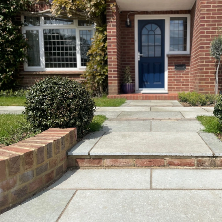 Large Resin Driveway Re-Design
