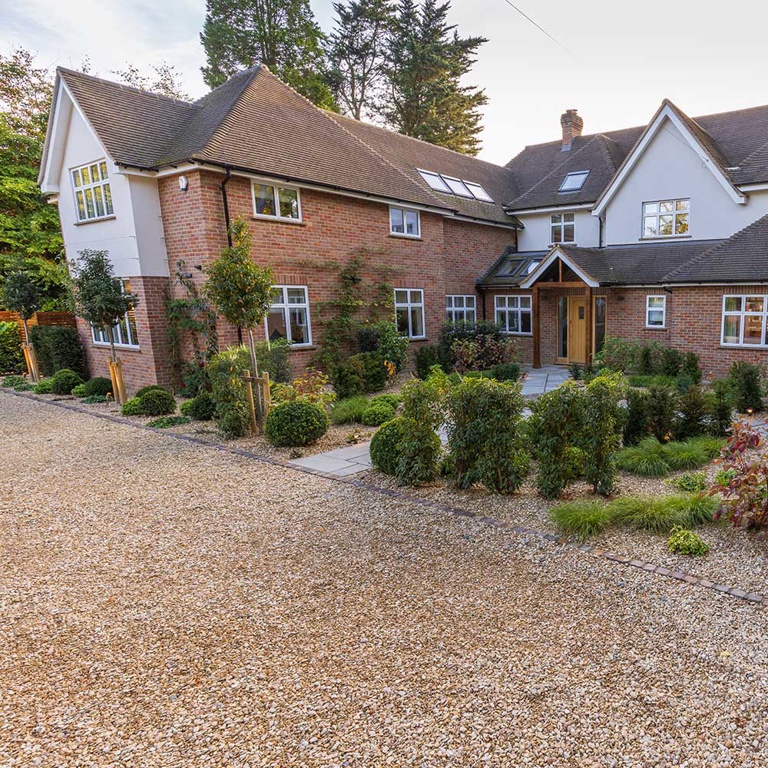 Front garden - contemporary parterre