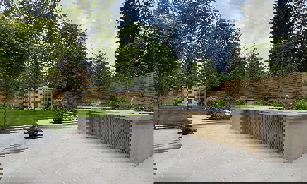 Modern Classic Family Garden - 2