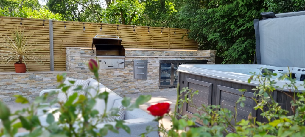 Outdoor kitchen