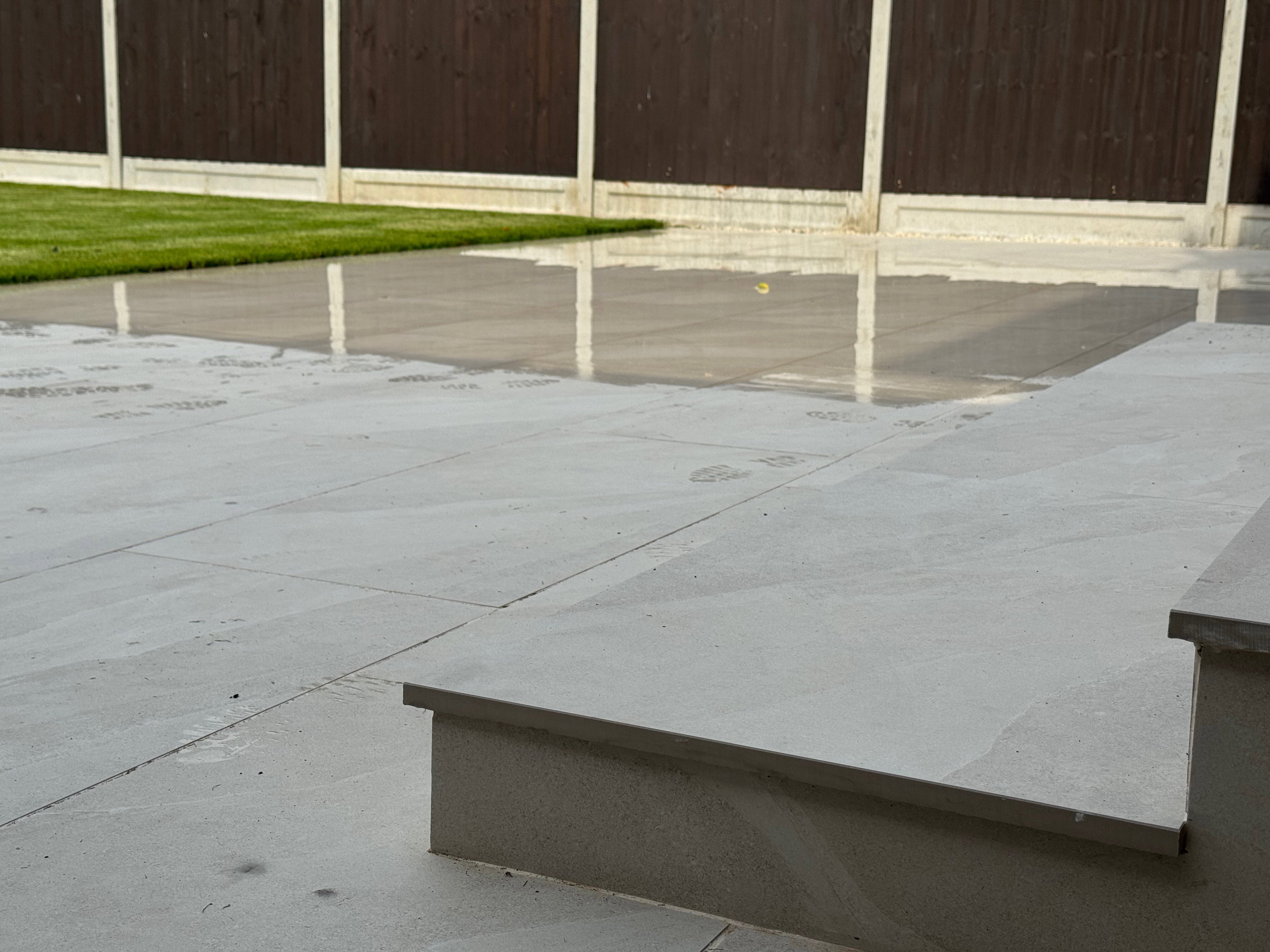 Porcelain steps and patio
