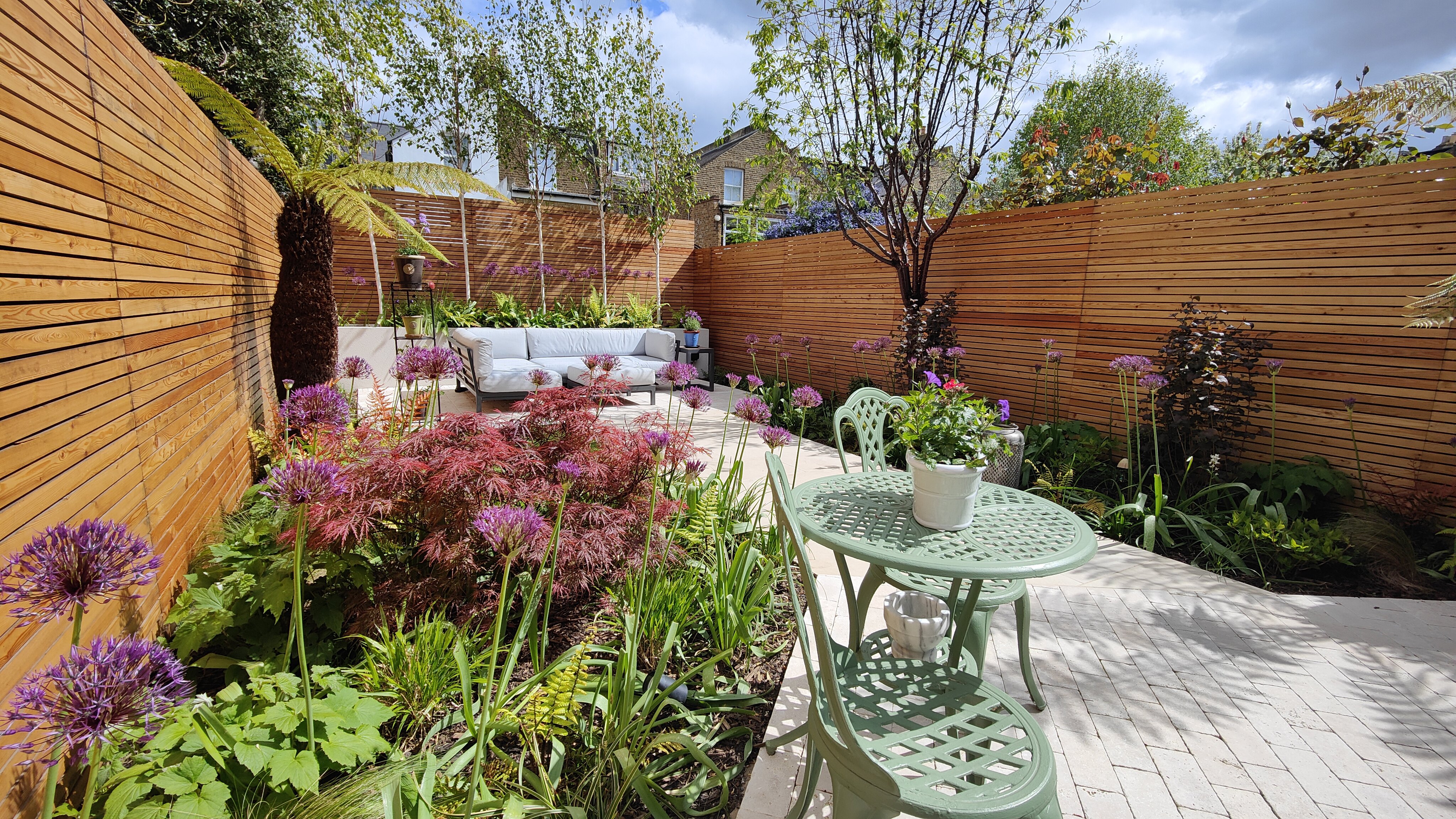 Elegant Garden Sanctuary 