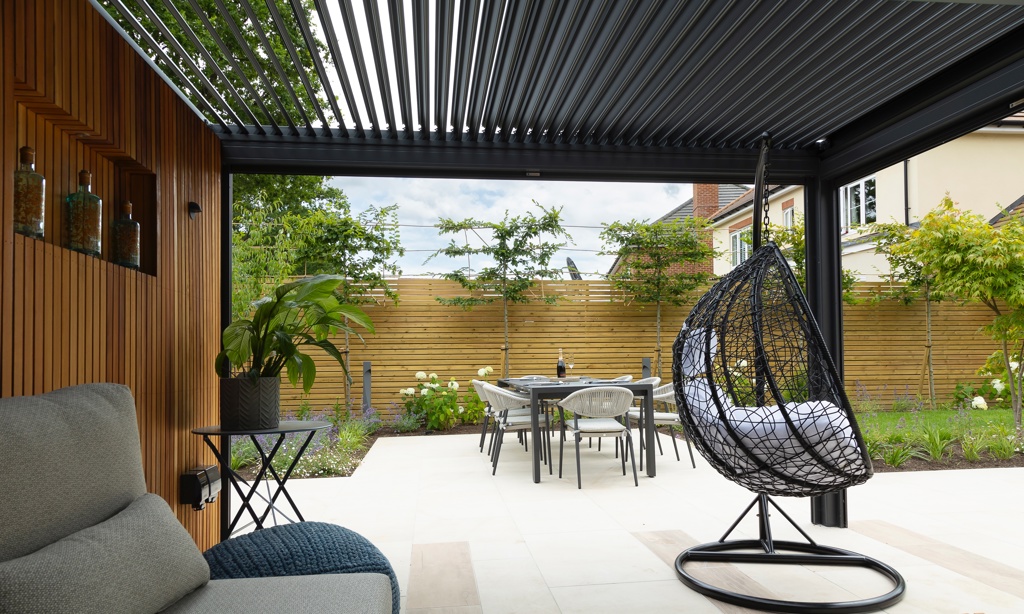 The Modern Haven - Pergola