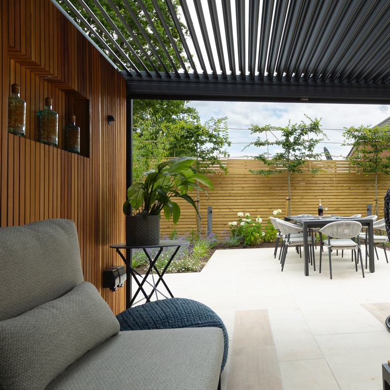 The Modern Haven - Pergola