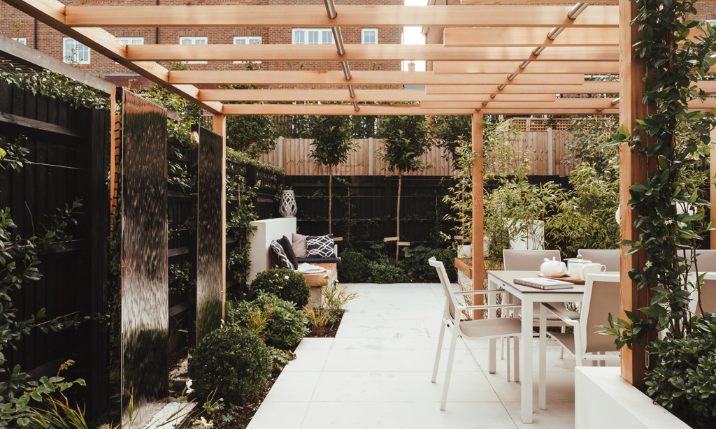 Entertaining terrace