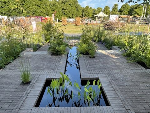 hamton court flower show