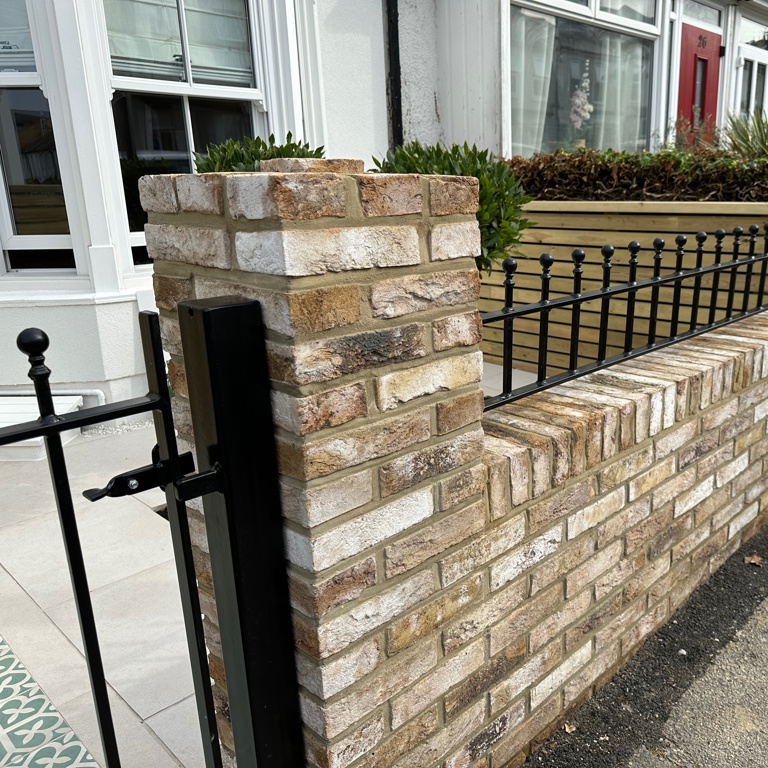 London mixture clay facing bricks