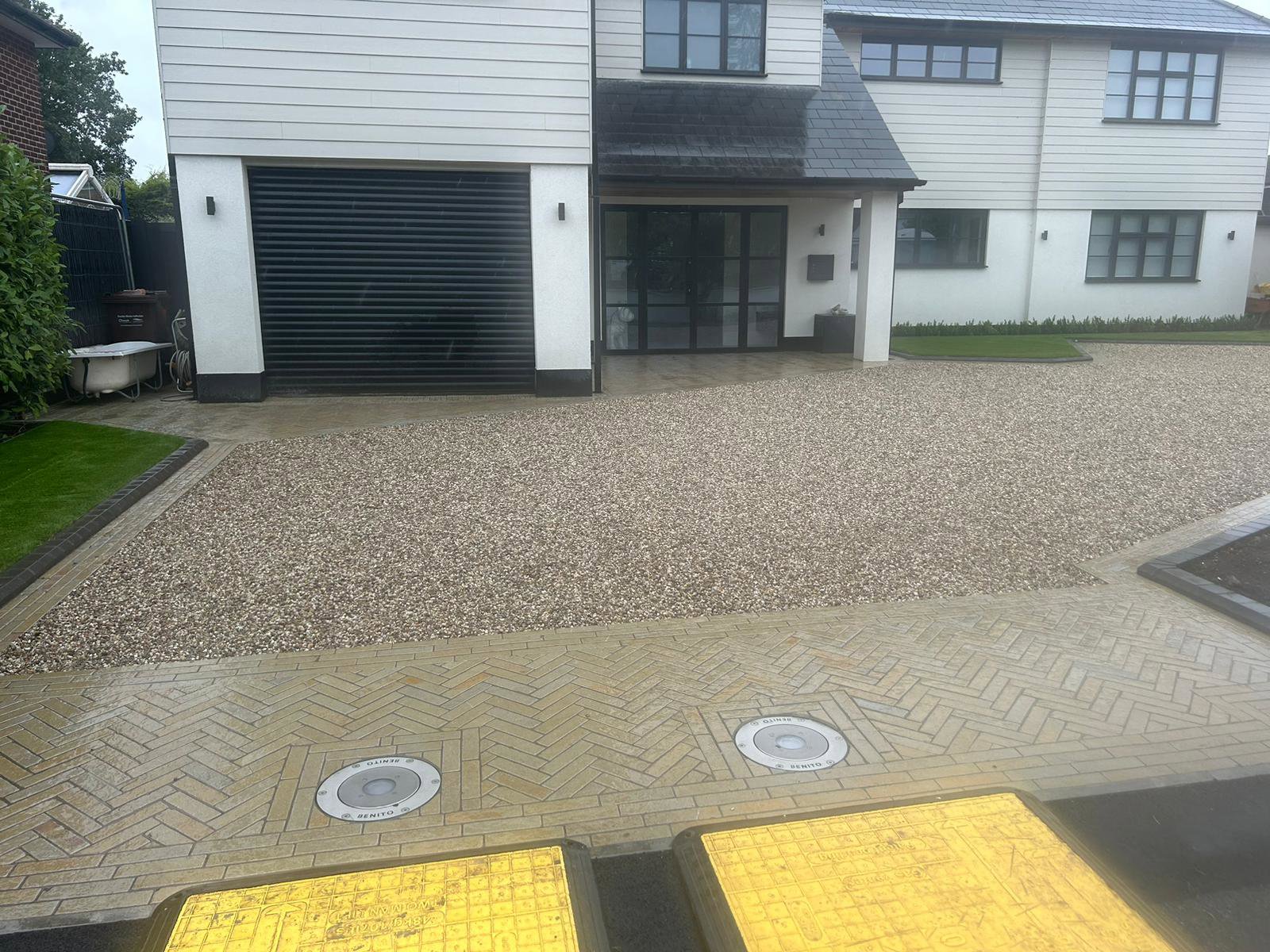 Electric bollards