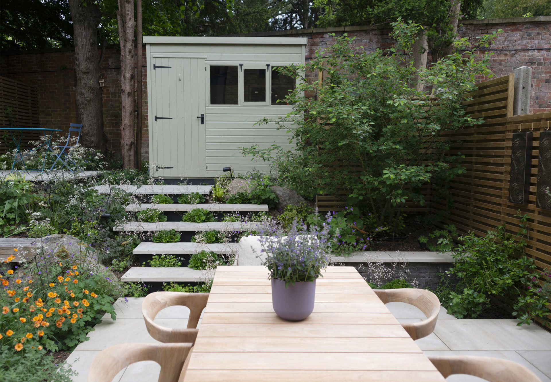 Epsom Townhouse steps